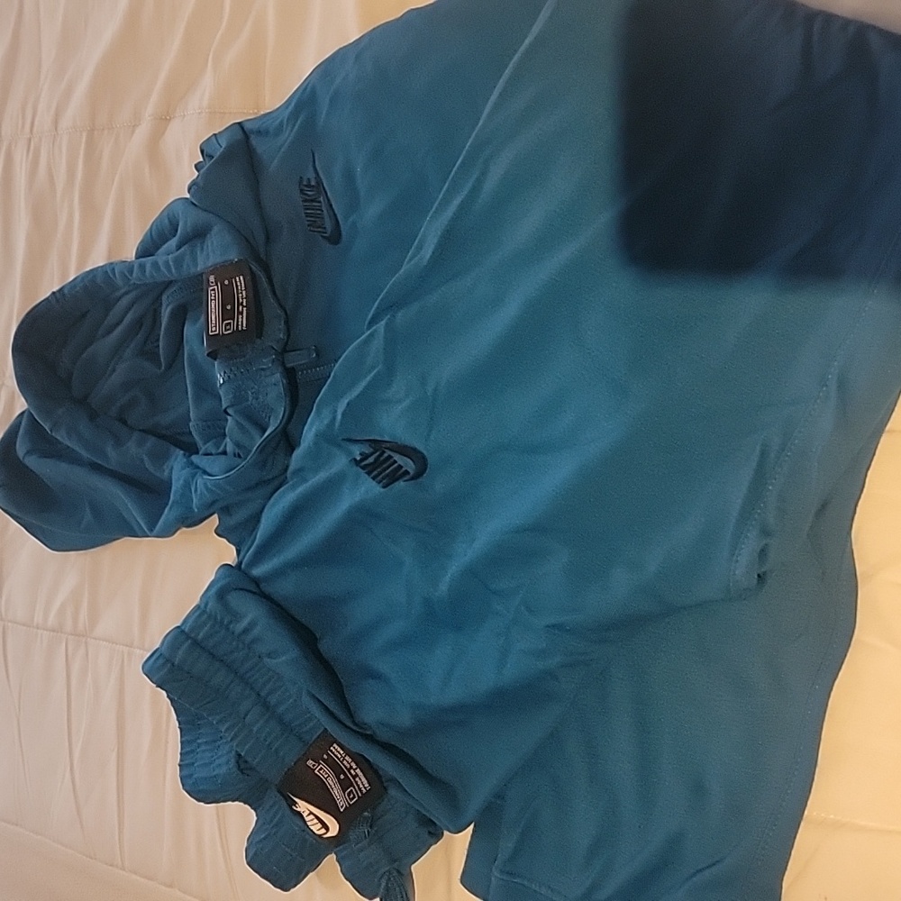 Boys Nike Sweat Suit